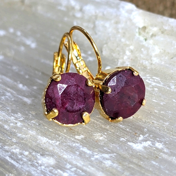 Natural Faceted Pigeon Blood Ruby Approx 5 Carats on 14K Gold Plated Earrings - Picture 3 of 4